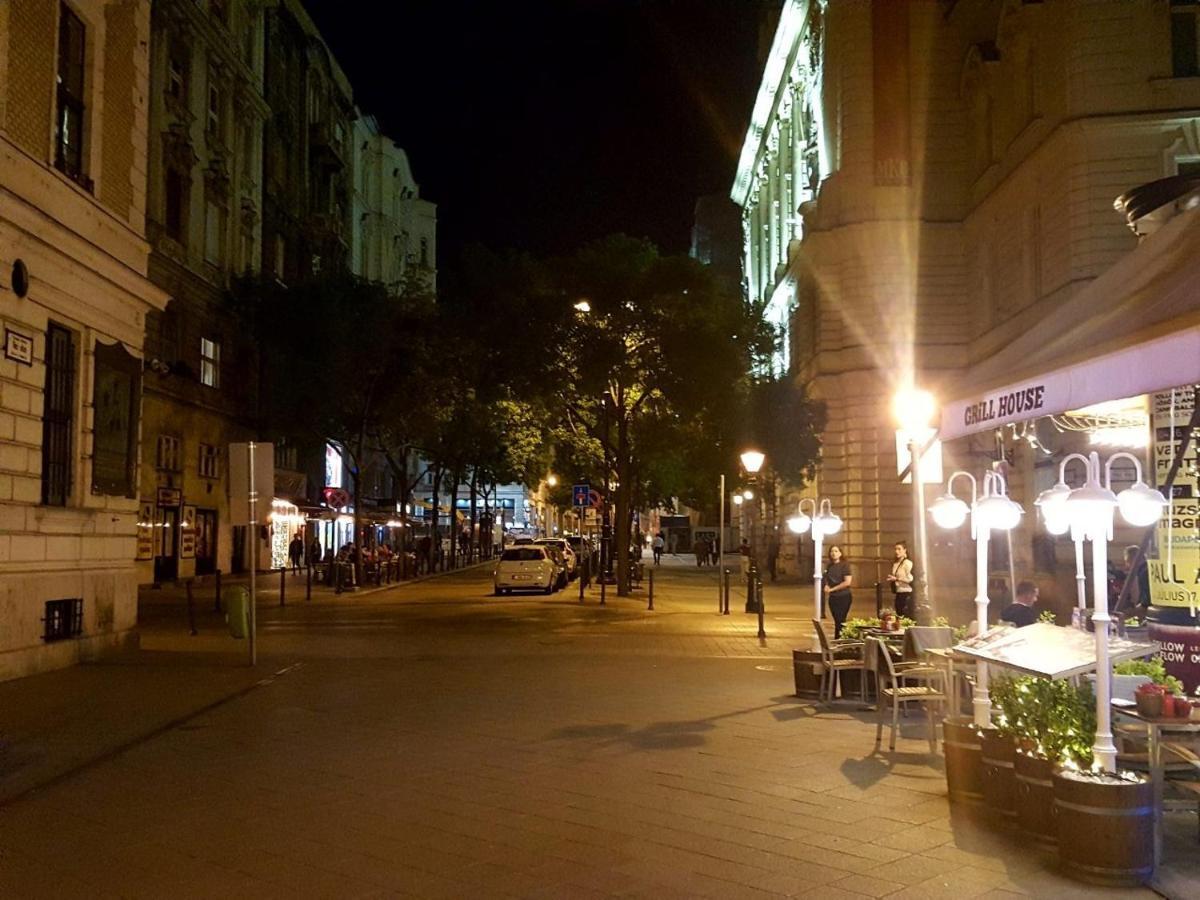 Like Studio City Centrum, Wifi, Terrace Будапешт Экстерьер фото